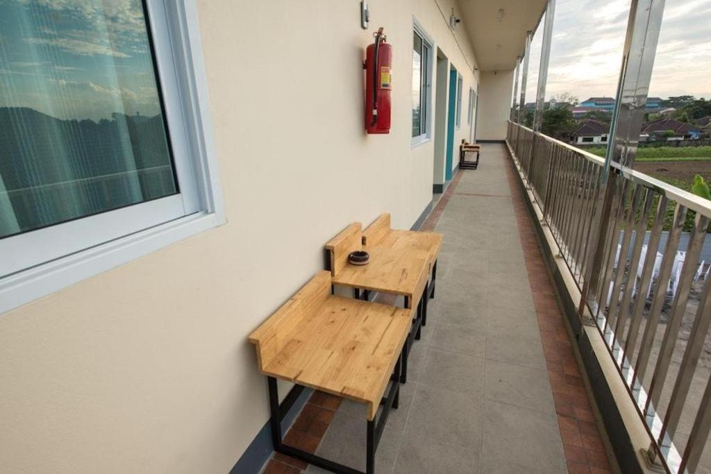 Bees Smile Hotel Chiang Rai Esterno foto