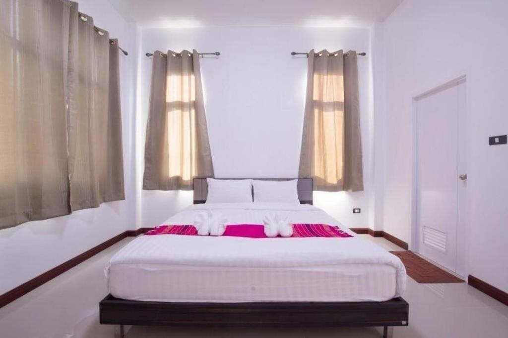 Bees Smile Hotel Chiang Rai Esterno foto