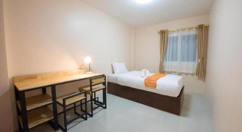 Bees Smile Hotel Chiang Rai Esterno foto