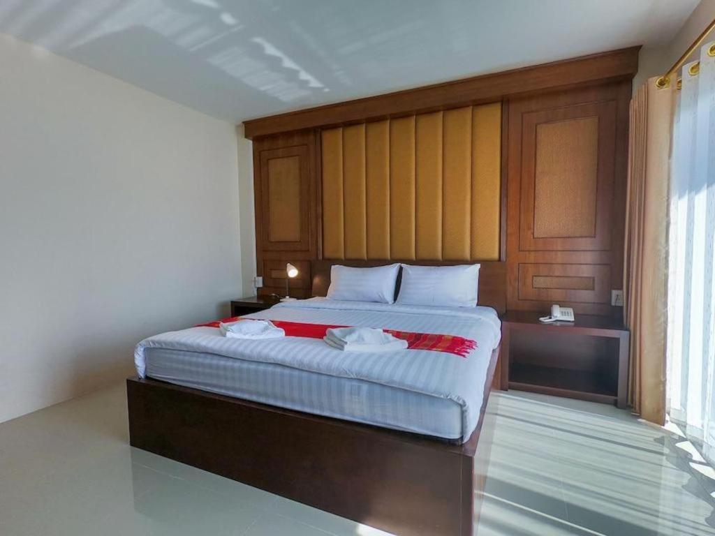 Bees Smile Hotel Chiang Rai Esterno foto